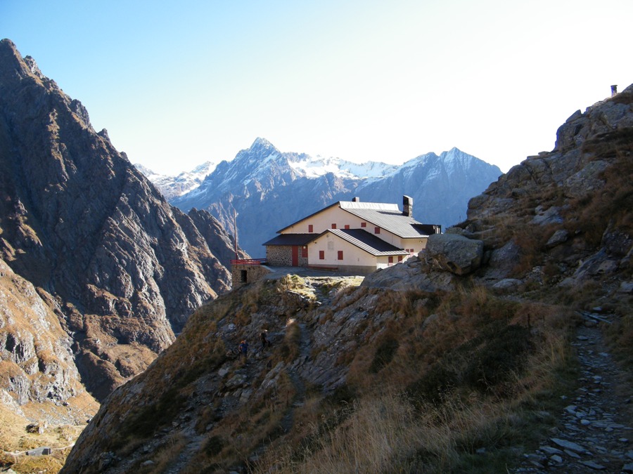 Rifugi e Bivacchi d''Italia.......